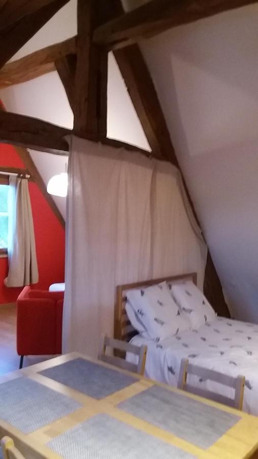 Le Charme Du Chateau Lägenhet Les Andelys Exteriör bild